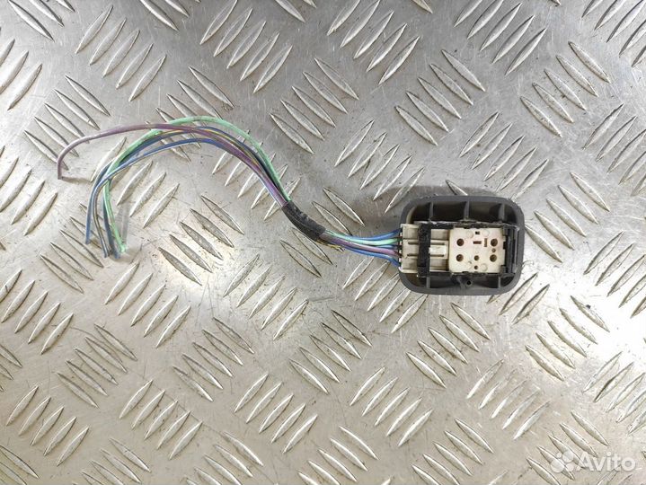 Кнопка стеклоподъемника Daihatsu Atrai 7