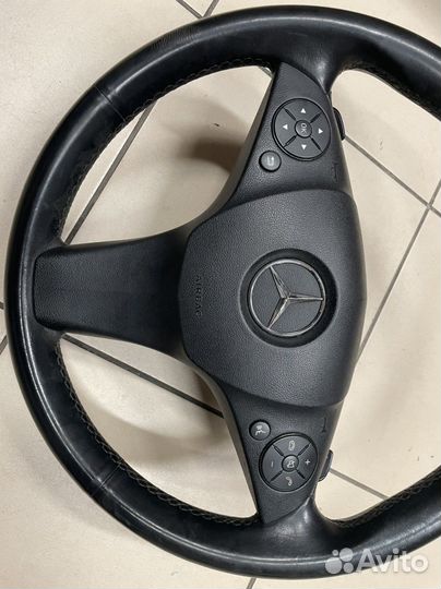 Руль Mercedes W204