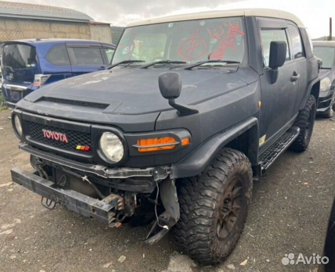 Блок управления двс передний Toyota Fj Cruiser