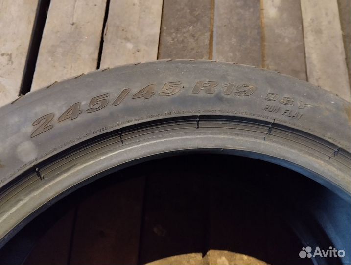 Pirelli P Zero 245/45 R19 98Y