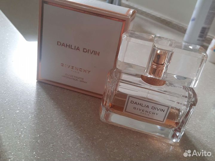 Givenchy dahlia divin туалетная вода