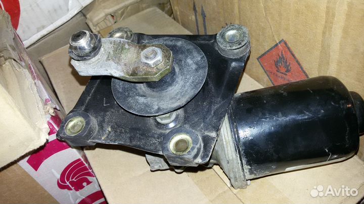 Ниссан микра к 11 моторчик стеклоочистителя