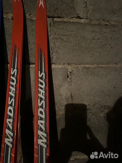 Лыжи беговые с ботинками 40 размер