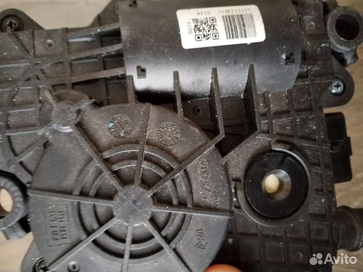 Замок двери В сборе пер лев С доводчиком