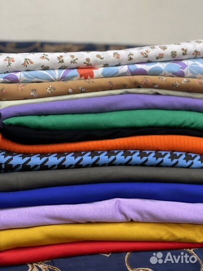 Разные отрез ткани