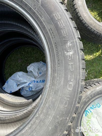 Nokian Tyres Hakkapeliitta 8 SUV 255/55 R20 110T