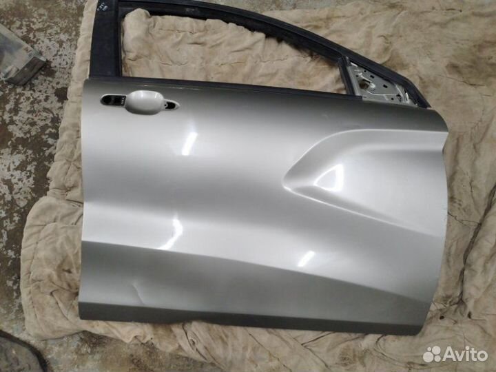 Дверь боковая передняя правая Ваз X-Ray 21179 2017