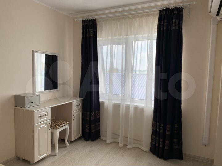 Комната 27 м², 1/3 эт.