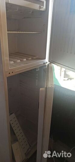 Холодильник Stinol-110