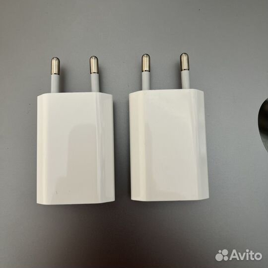 Сетевое зарядное устройство Apple 5W MD813ZM/A