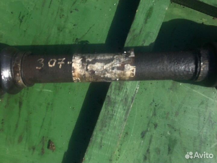 Полуось (привод) передний левый Peugeot 307