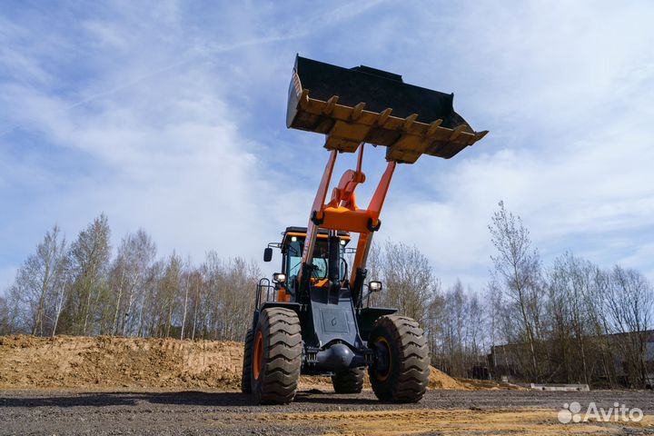 Фронтальный погрузчик UMG WL50, 2024