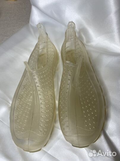 Коралловые тапочки для моря