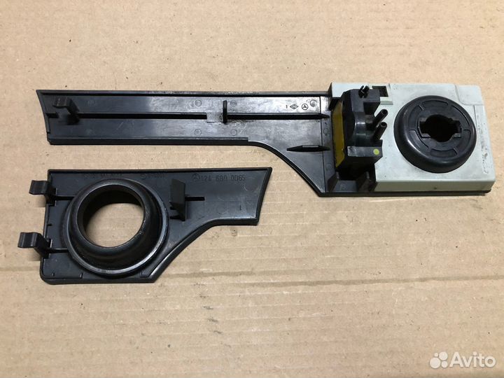 Пластик торпедо W124 дорестайл