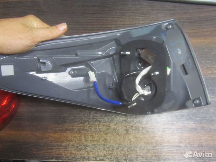 Фонарь правый lexus RX