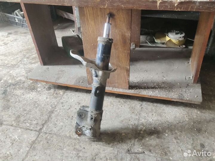 Задняя стойка на хондай Туксон