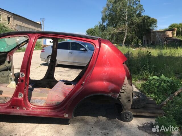 Крыло заднее четверть лев renault sandero 1 1.6 мт