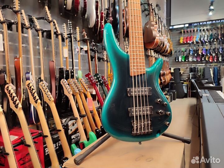 Ibanez SR305E-CUB - бас гитара (новая)