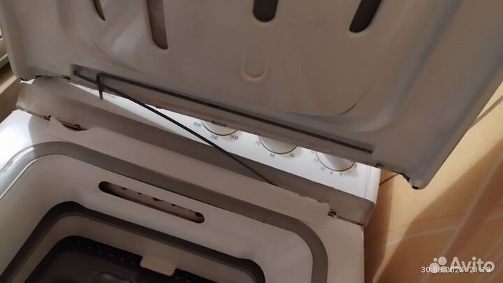 Стиральная машина с вертикальной загрузкой