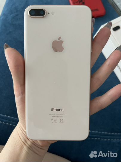 Телефон iPhone 8 plus