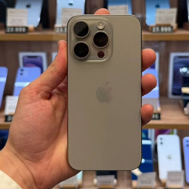 iPhone 15 Pro, 256 ГБ, SIM + eSIM