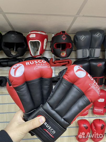 Перчатки для рукопашного боя