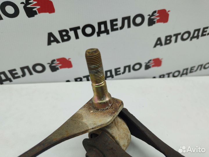 Рычаг подвески передний левый Honda Domani MA4