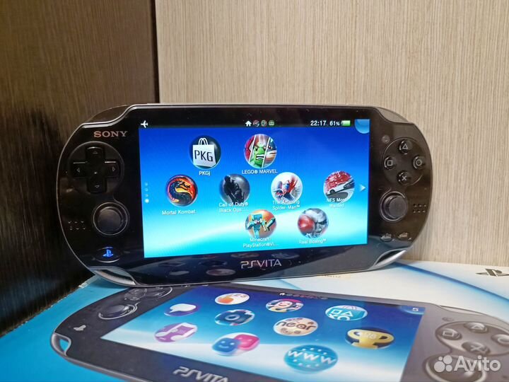 PS Vita 3G Wi-Fi + прошитая + игры