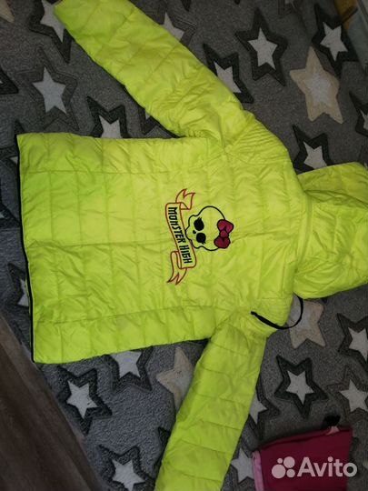 Куртки на девочку