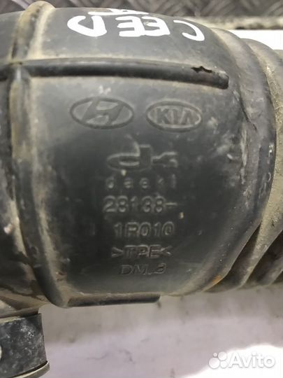 Патрубок воздушного фильтра Киа Сиид 2 Kia Ceed 2