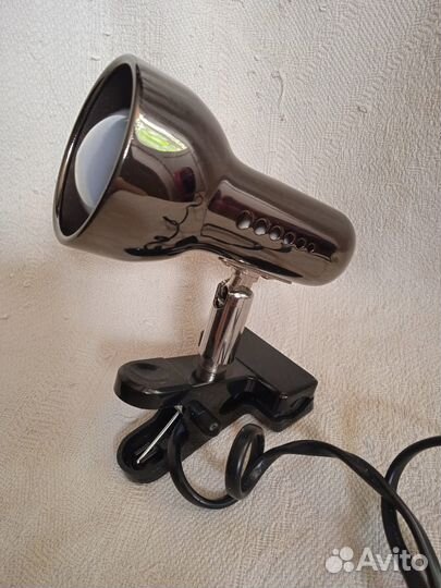 Лампа прищепка новая