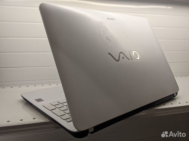 Ноутбук Sony Vaio SVF152A29V