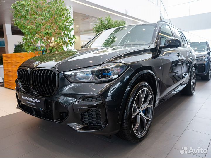 BMW X5 3.0 AT, 2022