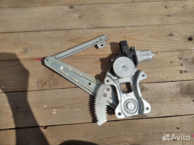 Стеклоподъемник задний левый Mitsubishi Lancer 07