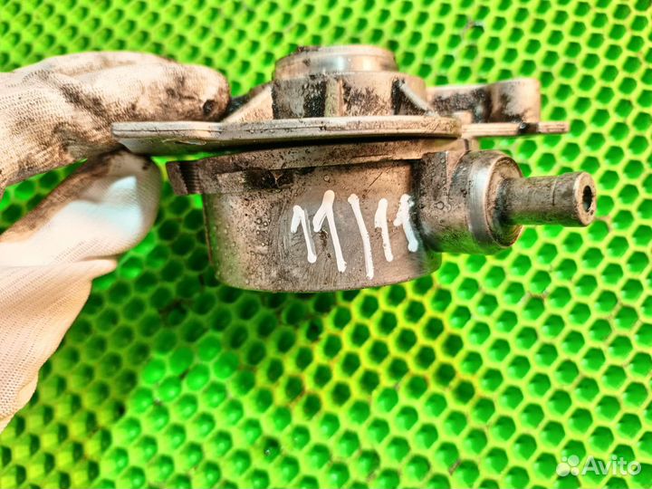 Насос вакуумный Skoda Octavia