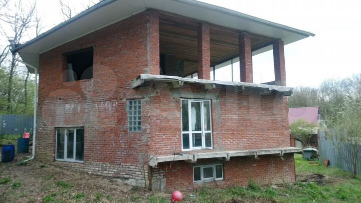 Коттедж 350 м² на участке 15 сот.