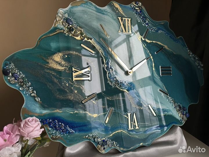 Часы из эпоксидной смолы 70 см в ассортименте