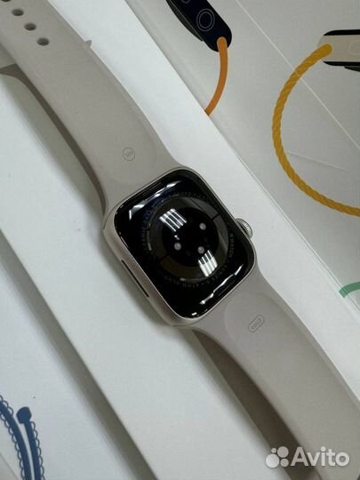 Apple Watch S8 41mm Starlight