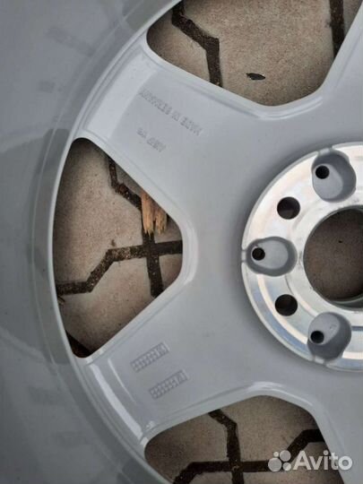 Один оригинал диск на Мерседес GL,GLS R20