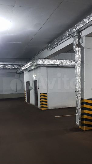 Машиноместо, 16 м²