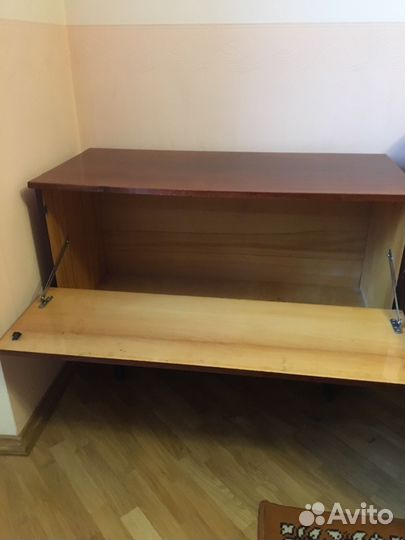 Тумбочка в хорошем состоянии