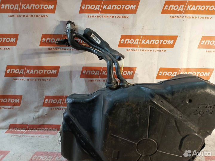 Топливный бак Volkswagen Passat B7 2011 27113