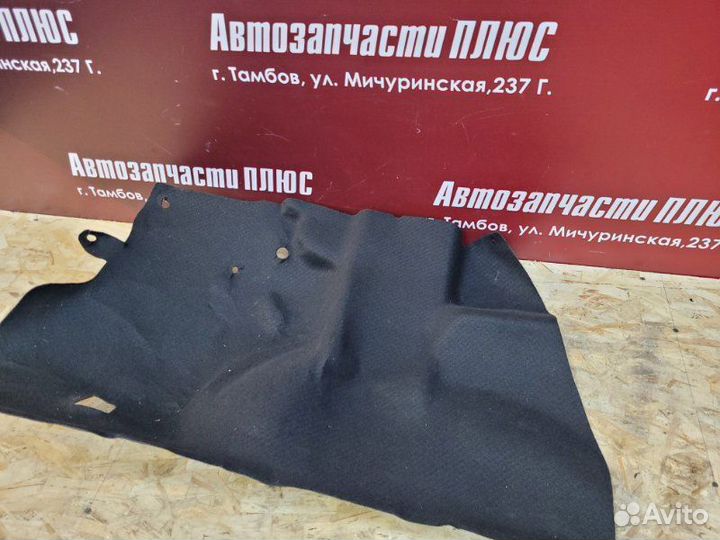 Обшивка багажника левая Renault Logan