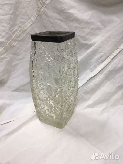 Антикварная хрустальная ваза Хлебников