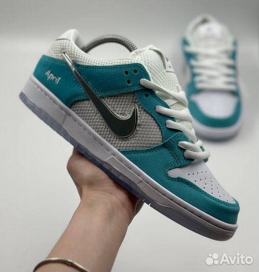 Кроссовки Nike SB Dunk Low