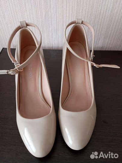 Туфли женские 39 размер
