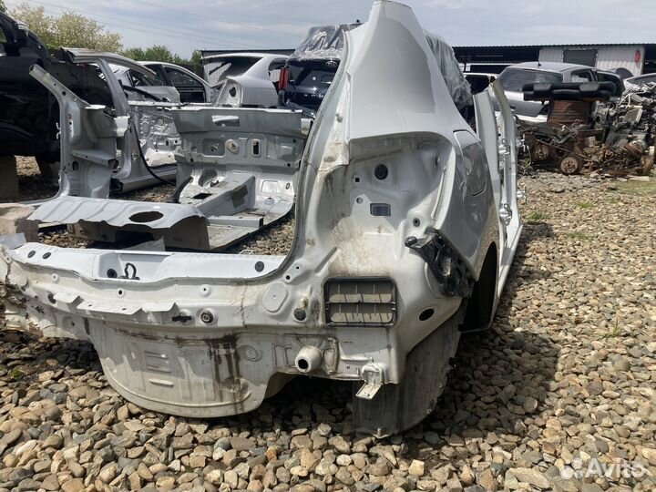 Заднее правое крыло, четверть Рено Сандеро 2