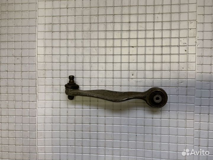 Рычаг передний правый audi А8
