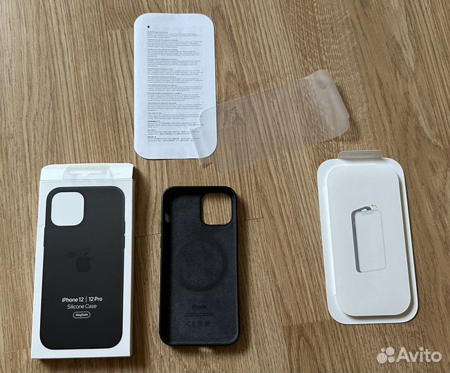 Оригинальный чехол iPhone 12