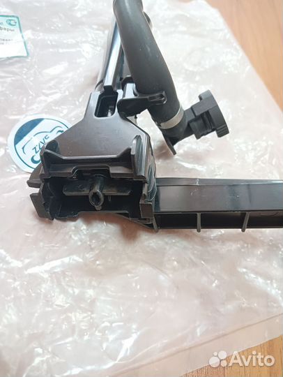 Форсунка омывателя фары Lexus RX 300 zvlx009L